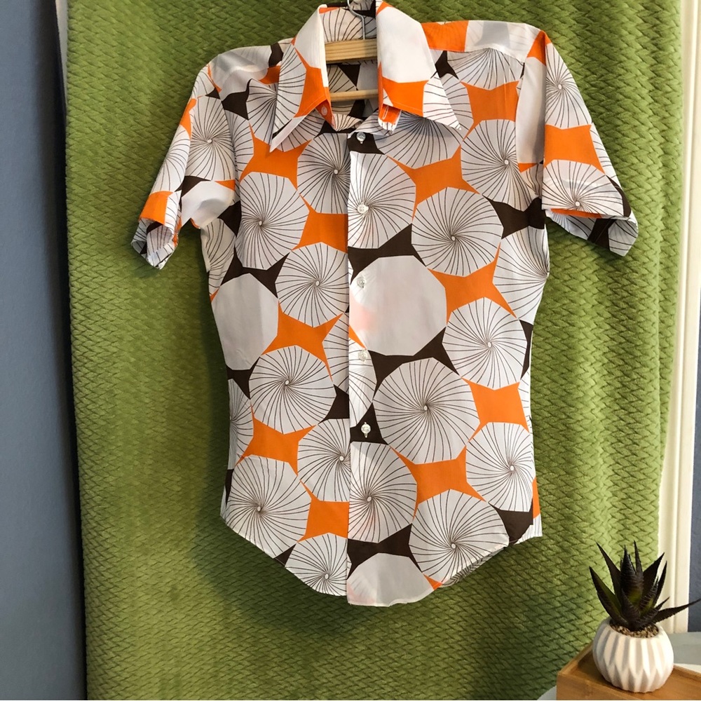 Vintage 70’s short sleeve button down shirt.